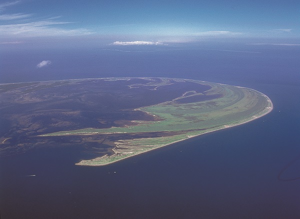 日本一の砂嘴・野付半島（別海町郷土資料館提供）